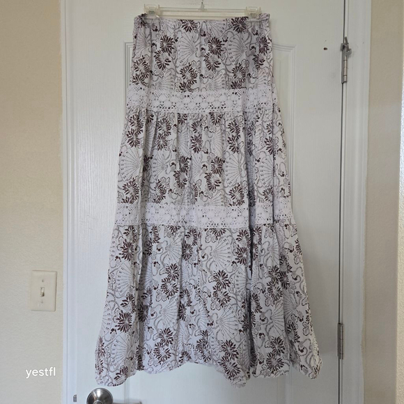 CP Shades White Brown Floral crochet Maxi Skirt S Rare - Picture 3 of 8